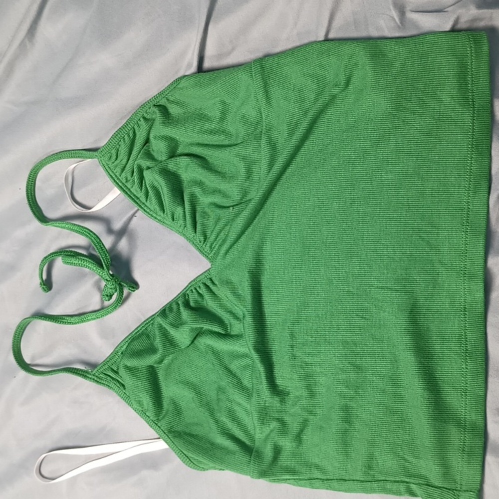 Aritizia Sunday Best Polly halter top medium - Picture 3 of 5